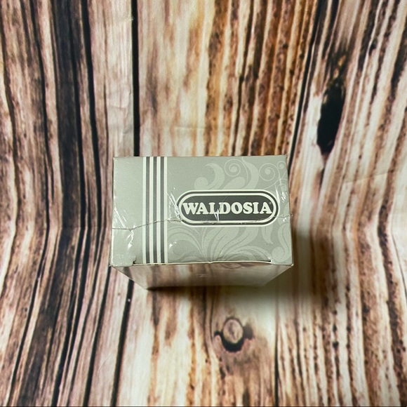 David of Michelangelo Resin Bust Statue - Picture 6 of 7